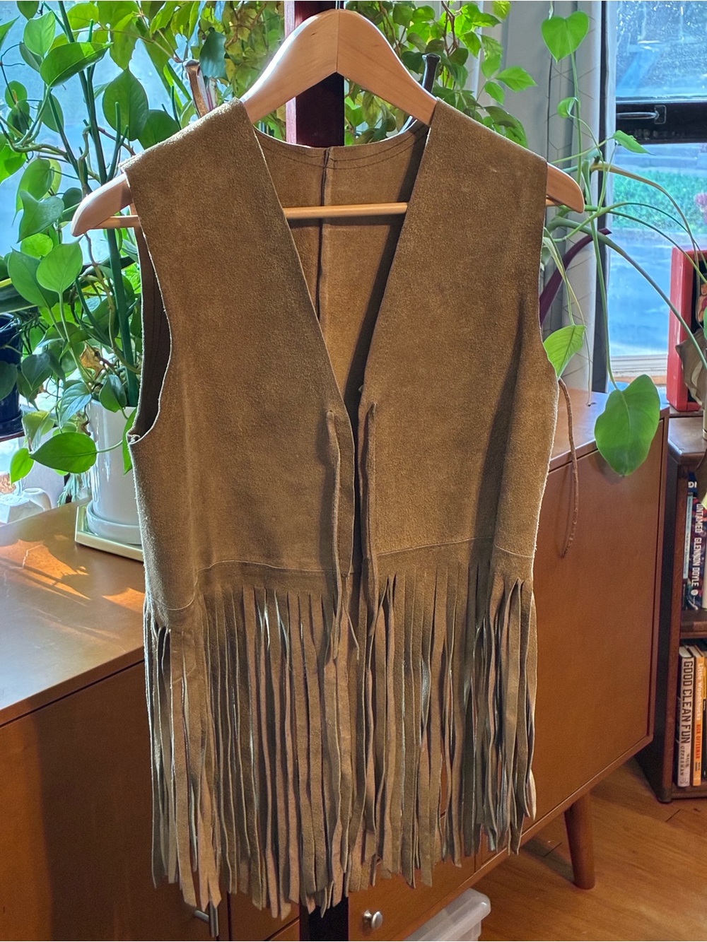 70’s TRUE VINTAGE Suede Fringe Vest